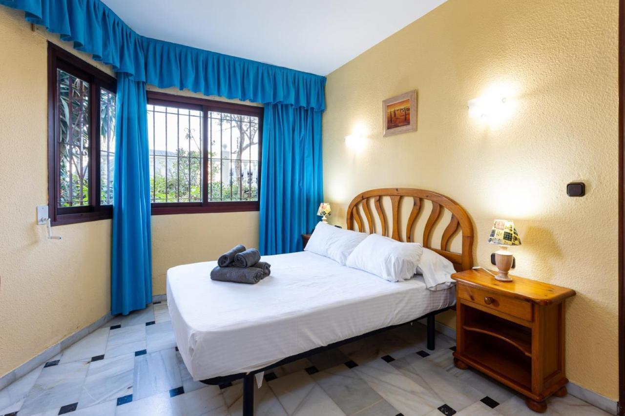 Holidays2Mijas Costa Lubina Del Sol Frontline Beach, Pool, Terrace, Seaview & Parking Sitio de Calahonda Eksteriør billede